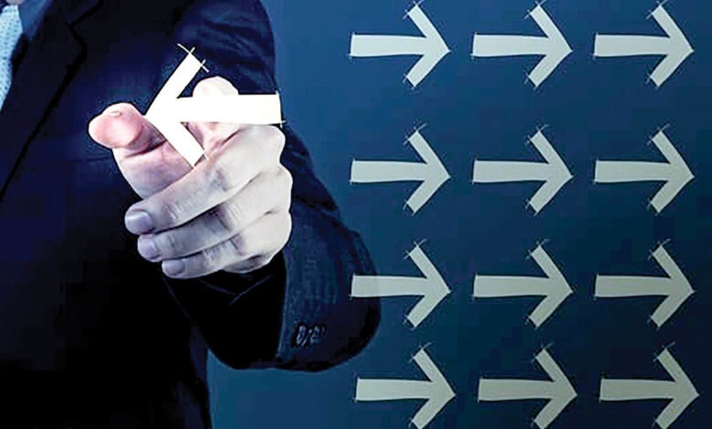 businessman+hand+selecting+diffe+copy
